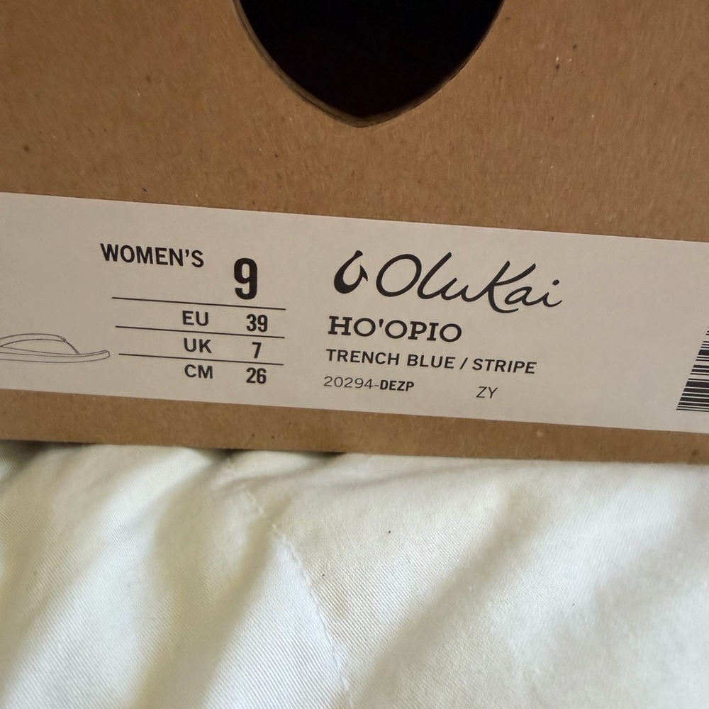 OluKai Ho'opio Trench Blue Stripe Women's Sandals